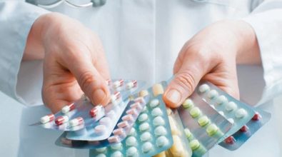 huong-dan-cach-dat-thuoc-tri-viem-lo-tuyen-co-tu-cung